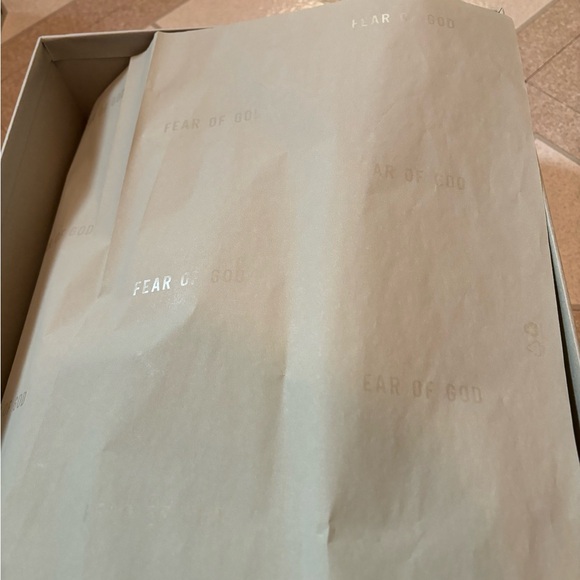 DEADSTOCK FEAR OF GOD CANARY YELLOW CALIFORNIA SLIDES SHOES ORIGINAL BOX - Picture 15 of 15